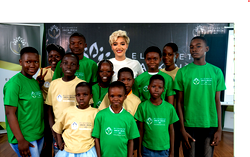 Elizabeth Jack-Rich calls for holistic parental support, hosts students
