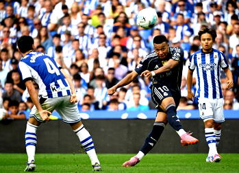 Mbappe shines as 10-man Real Madrid defeat Real Sociedad