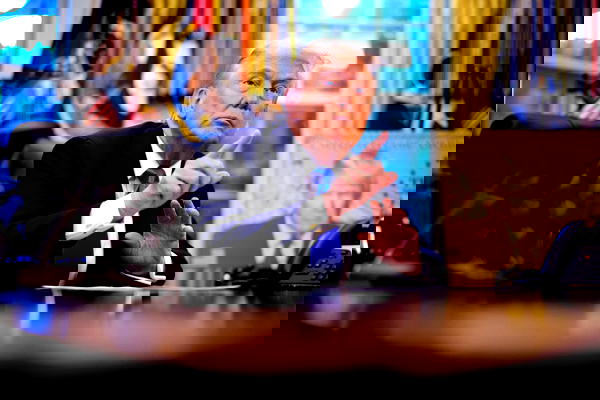 Pentagon imposes new restrictions on media