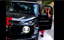 Video: ‘The best for my lady,’ Davido gifts wife Chioma 2025 G-Wagon