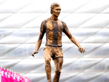 Beckenbauer statue unveiled outside Bayern’s Allianz Arena
