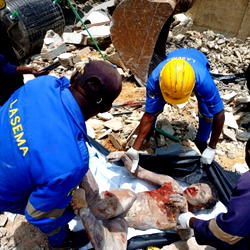 Photos from scene of Lagos building collapse
