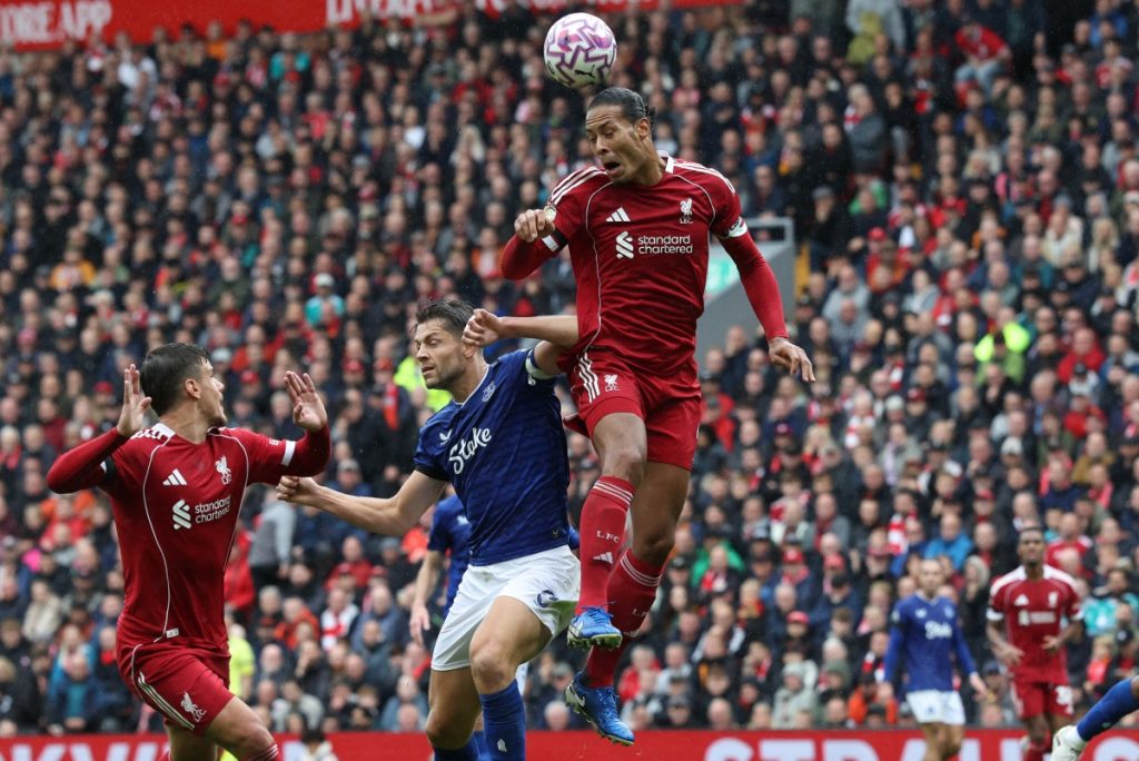 Merseyside Derby: Liverpool beat Everton 2-1 to maintain perfect Premier League record