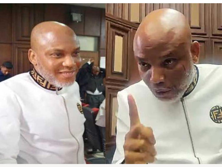 Breaking: Nnamdi Kanu takes over as his lawyers withdraw from trial
