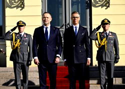 Putin ready to invade other countries, says Polish president