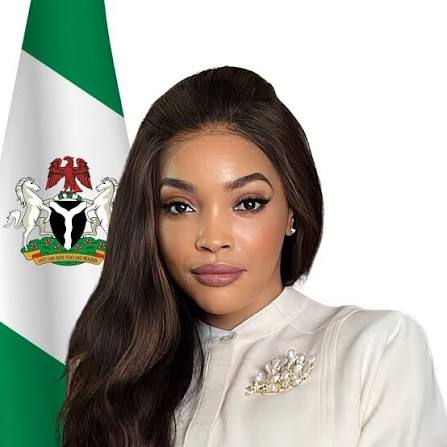 Isi-Uzo women drum support for Gov Mbah as Enugu First Lady distributes palliatives