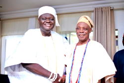 Elerinmo pays congratulatory visit to Oba Ladoja