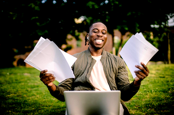 Beat Writer’s Block: Top 5 Free AI Essay Writers You Can Use Today