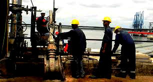 Petroleum workers commend Dangote over respect for workers’ rights