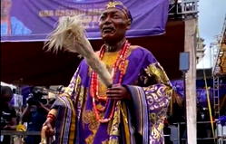 Video: Rotating statue of Oba Rasheed Ladoja unveiled at Olubadan coronation