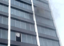 Panic as fire guts six storey tower in Lagos