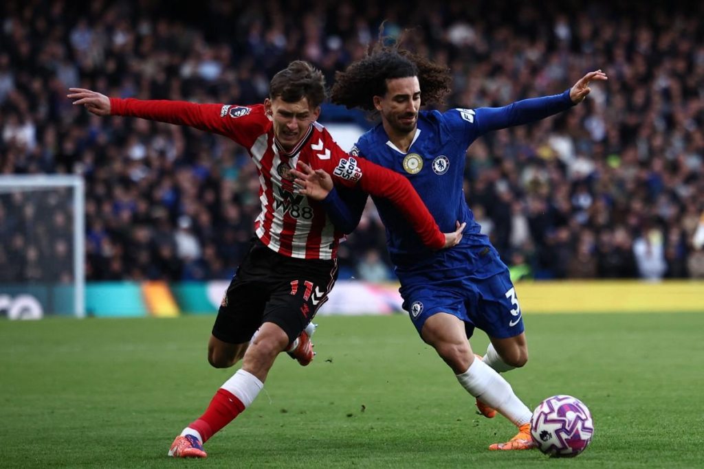 EPL: Sunderland stun Chelsea to go second, Newcastle beat Fulham