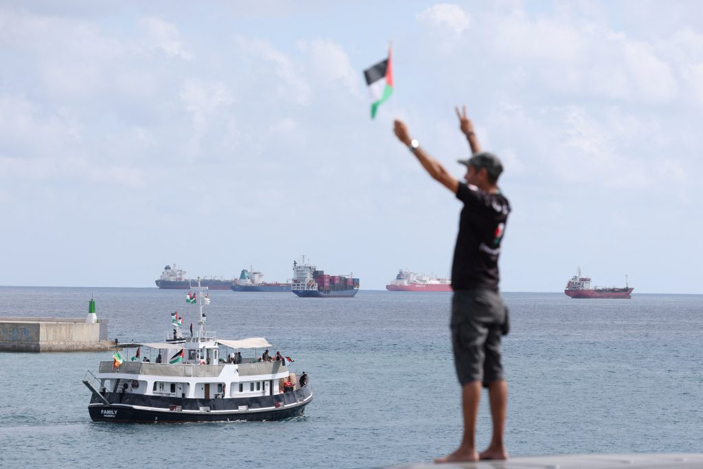 Israel to deport Gaza flotilla activists