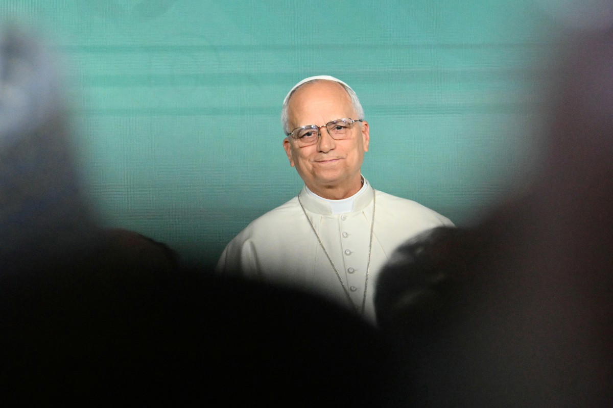 Don’t use secrets to harm the Church, pope tells spies