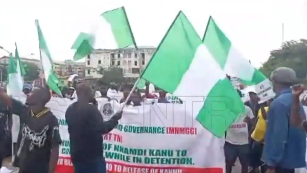 Abuja counter-protesters insist Nnamdi Kanu’s trial must continue
