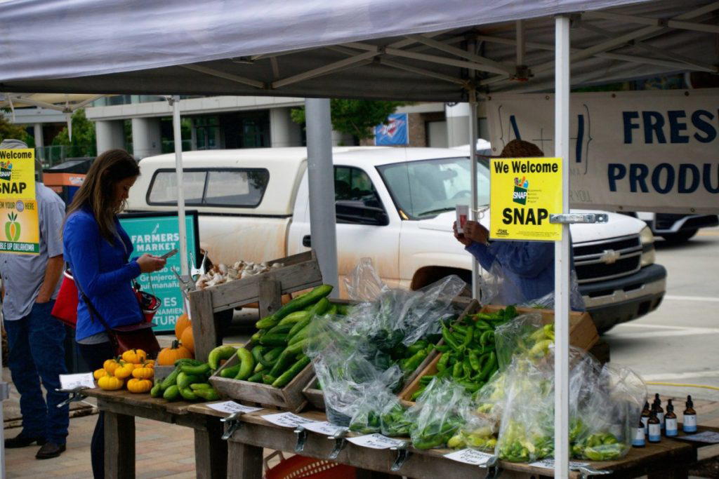 Americans facing hunger as shutdown enters second month