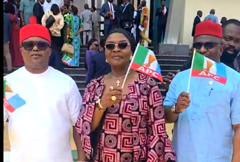 Mbah: Enugu cabinet members join APC, as Sunday Udeh-Okoye resigns from PDP