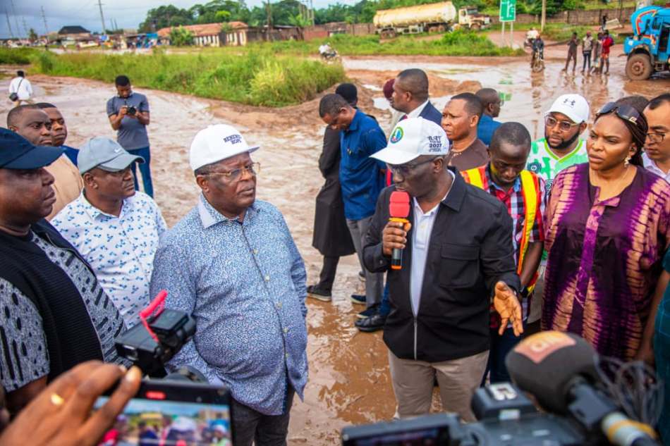 Okpebholo, Umahi inspect deplorable federal roads in Edo
