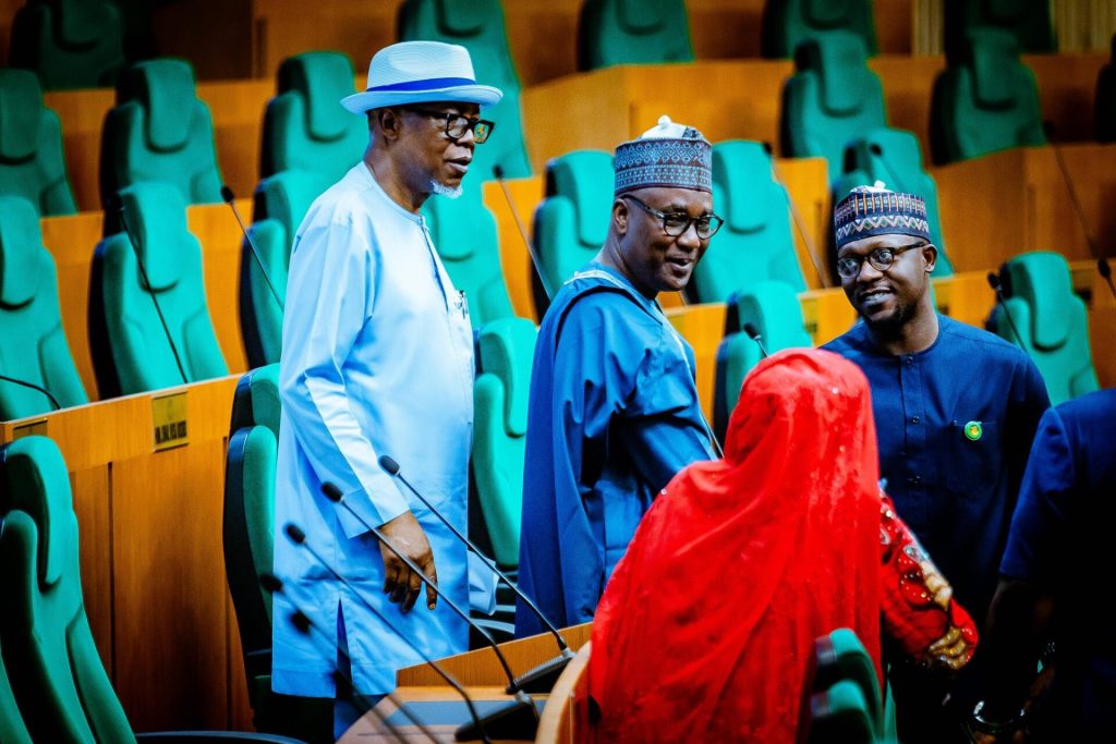 Bill to establish fintech regulatory commission scales second reading