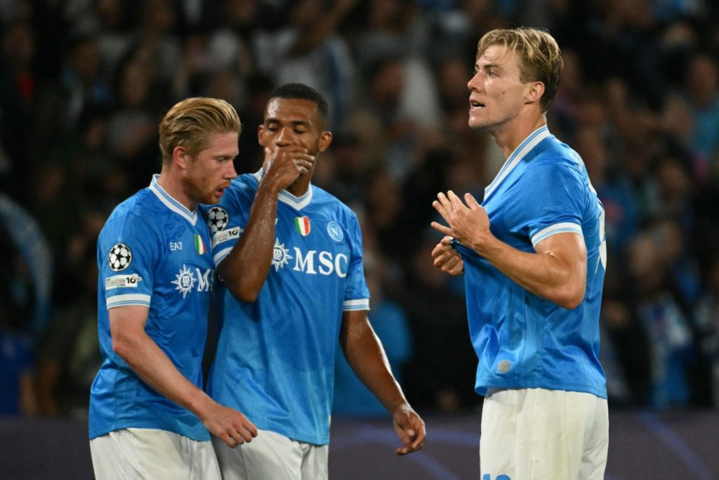 I feel lucky to play alongside De Bruyne – Hojlund
