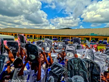 Oborevwori’s Aide distributes 5,500 school bags, learning materials to Delta pupils