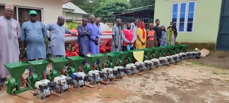 Food security: FG distributes inputs to farmer groups in Nasarawa