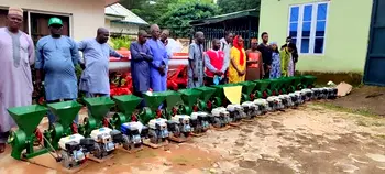 Food security: FG distributes inputs to farmer groups in Nasarawa