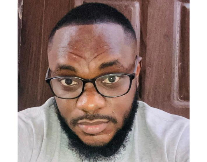 Frontend Singularities: How AI Will Make Web Interfaces Self-Evolving 