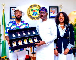 Photos: Sanwo-Olu welcomes Wyclef Jean, Miss Earth queens to Lagos House