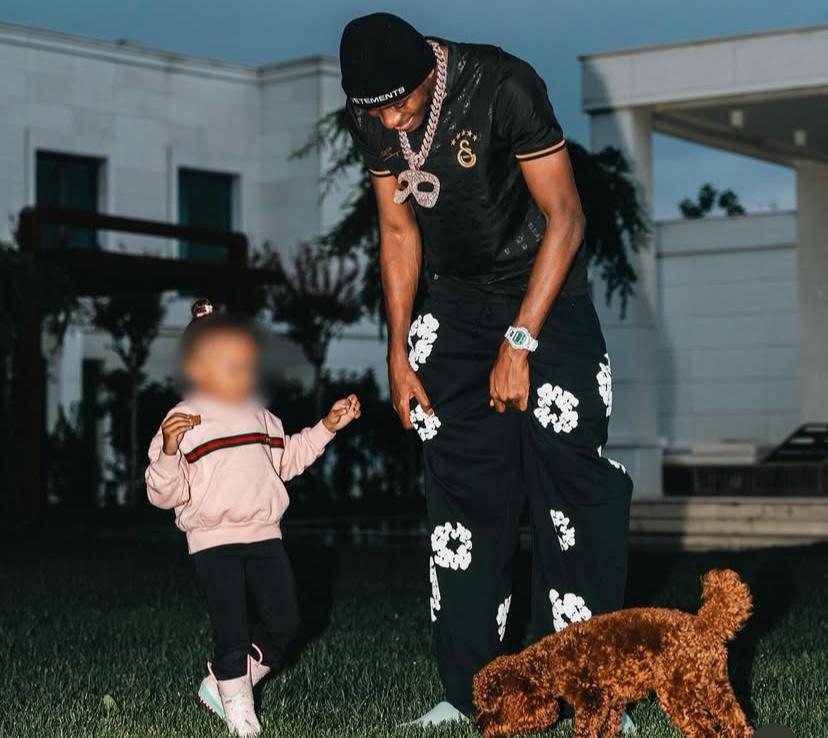 ‘I’m lucky to be your parent’ – Osimhen celebrates daughter at 3