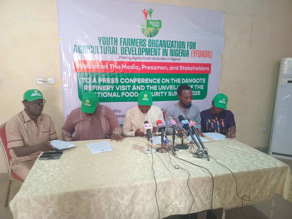 Youth farmers group visits Dangote Refinery