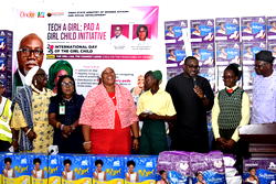 Ondo distributes 5,000 sanitary pads to girls in secondary schools