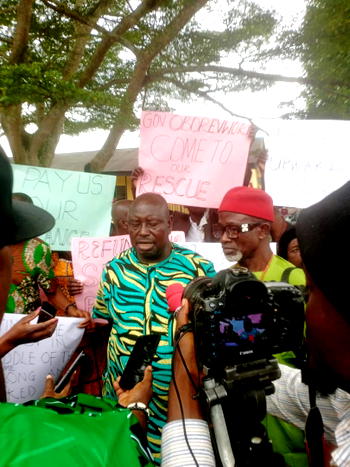 Protesting Delta retirees urge Gov Oborevwori to refund shortfalls of gratuities