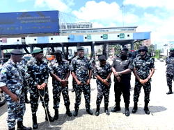 Protesters shun Lekki Toll gate as Nigerians mark #EndSARS anniversary