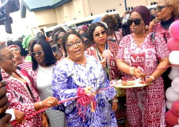 Education Minister unveils smart classrooms, legacy park For FGGC Abuloma at 50