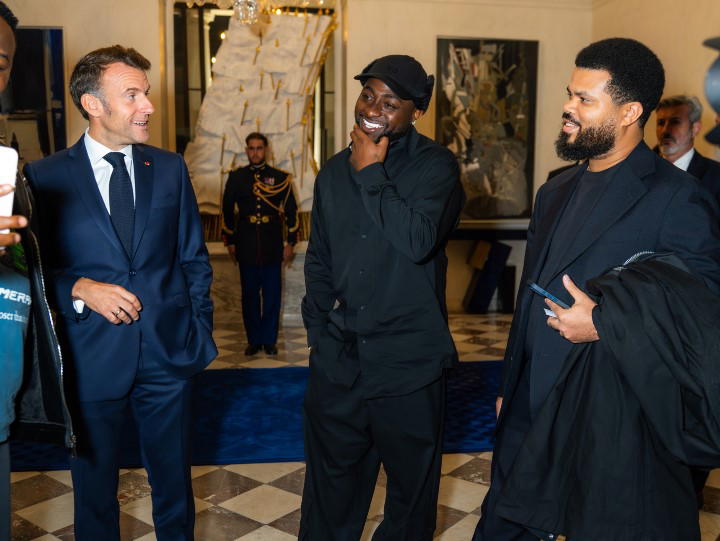 Photos: Davido meets French President Emmanuel Macron - Globalhints