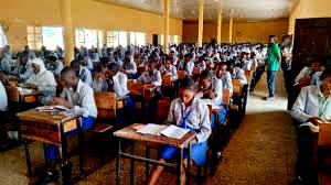 Parents, teachers fault mathematics waiver for arts students, advocate pass grade