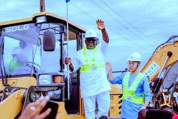 Oborevwori flags off reconstruction of bad portions on  Warri -Sapele road 