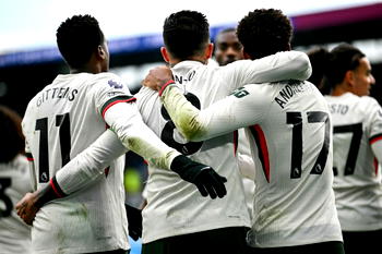Chelsea sink Burnley to close gap on leaders Arsenal