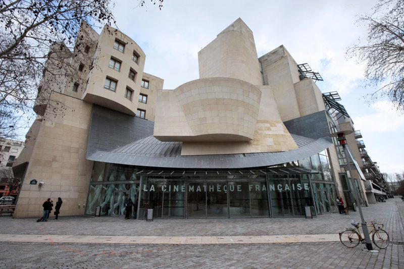 Cinema closed over bedbugs invasion