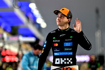 Oscar Piastri wins Qatar Grand Prix