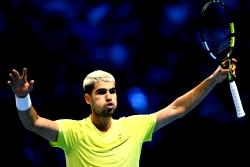 Alcaraz fights back to beat Fritz at ATP Finals