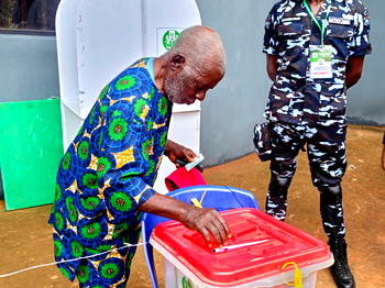 Anambra guber: Early arrival materials, security as voting begins