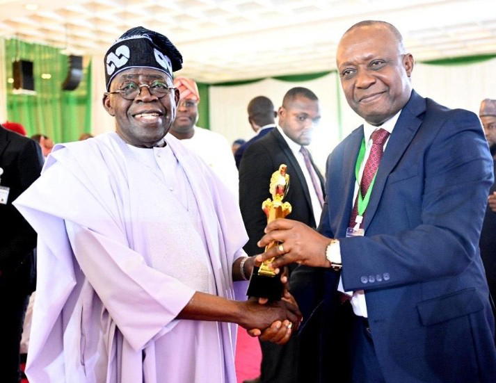 Nigerian newspapers review: Tinubu backs NGE’s proposal for media tax relief, VAT exemption