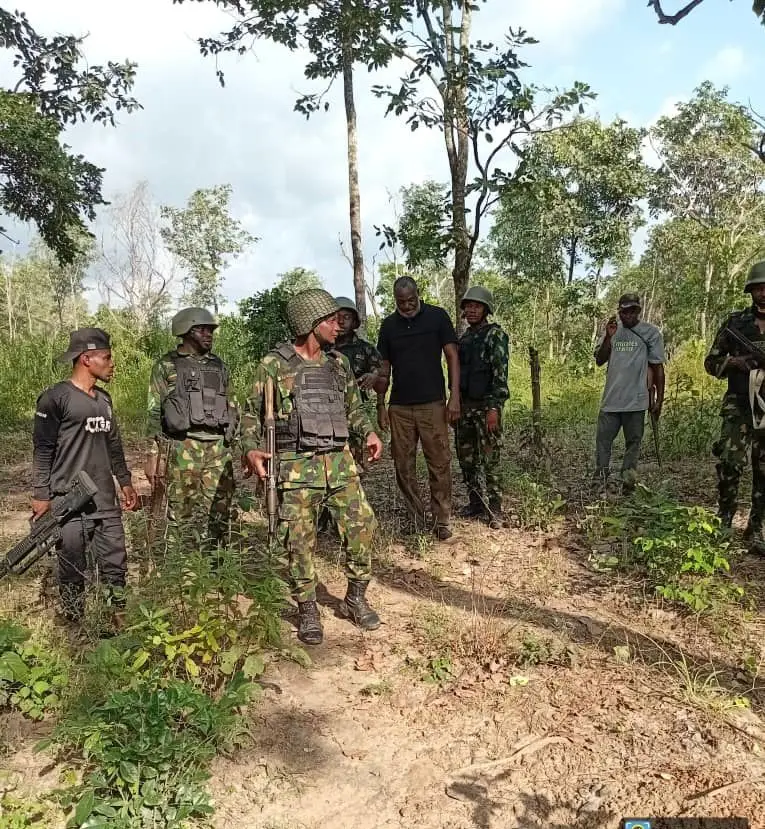 Soldiers rescue two kidnapped victims, recover N3.8m ransom in Kogi