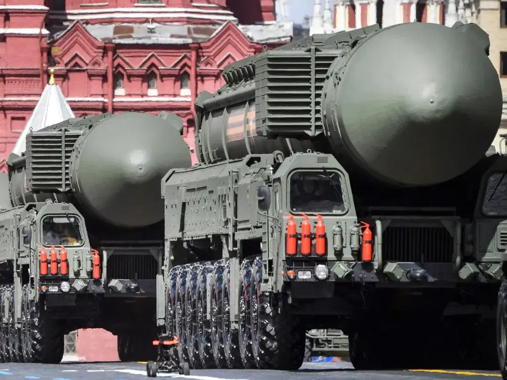 Russia offers US nuclear talks in bid to ease tensions