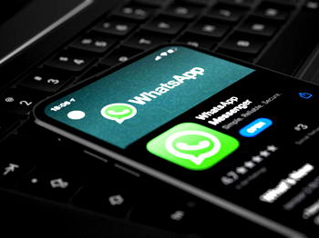WhatsApp to allow iPhone users log in to multiple accounts