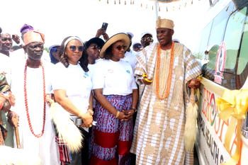 Sanwo-Olu launches rural health scheme in Agboyi-Ketu, 5,000 residents to access free healthcare