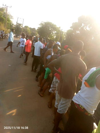 Mini bus plunges into Ogoja River, five feared dead