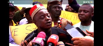 Tension in Enugu community, as Gov Mbah’s kinsmen protest alleged military invasion